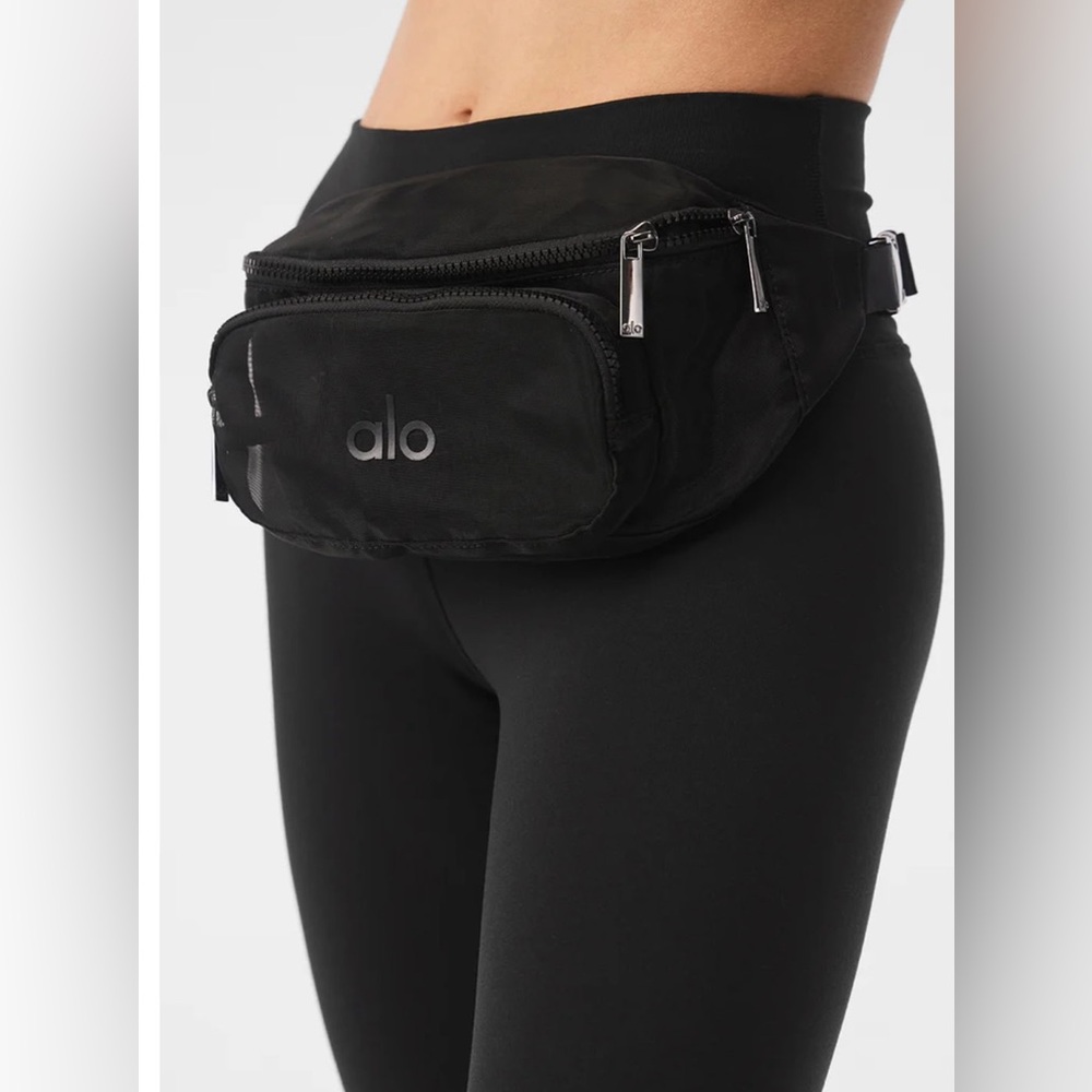 ALO Yoga Black Crossbody Waist Bag